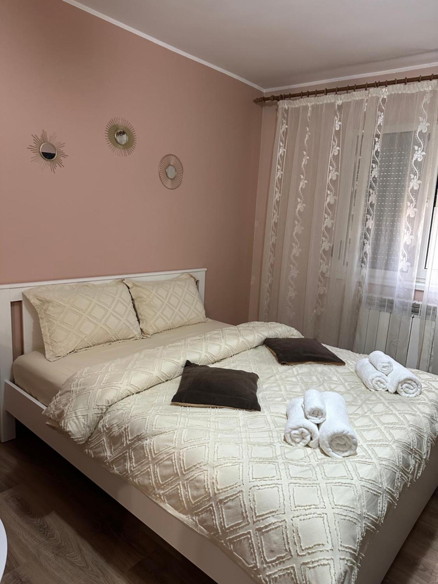 Galaţi Cozy Apartament מראה חיצוני תמונה